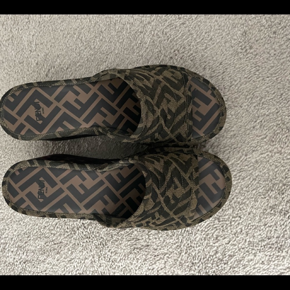 Authentic!!! Fendi platform sandals